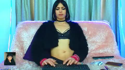 Klhoe Carter 3 online show from July 30, 8:08 pm