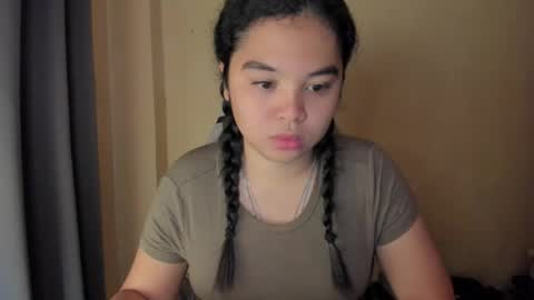 0wwlo0k online show from March 22, 4:50 am