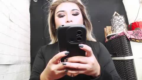 sexy kia online show from October 27, 8:22 am