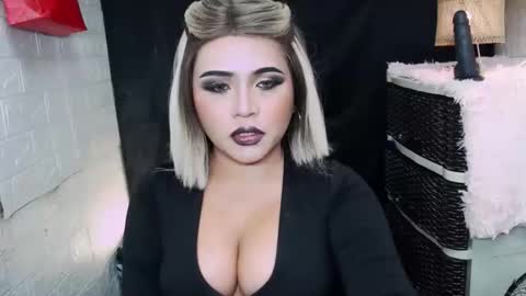 sexy kia online show from April 5, 12:41 am