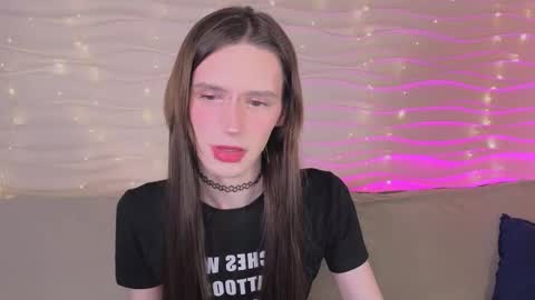 adrian online show from January 17, 5:48 am