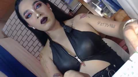 Caroline online show from April 7, 5:52 am