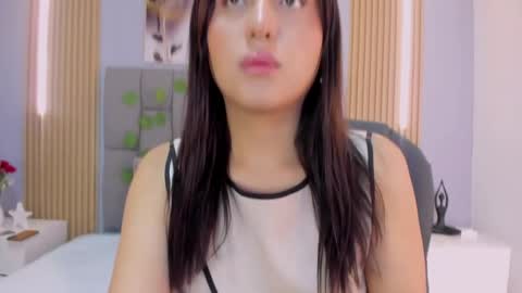 _valerycooper online show from April 9, 11:16 am