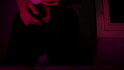 a_c6t online show from April 30, 9:41 pm