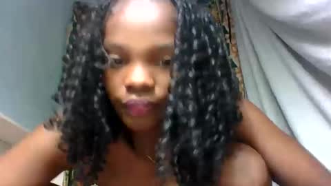 aadienne online show from June 9, 11:53 am