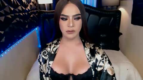 adorable_andrea online show from April 2, 2:53 am