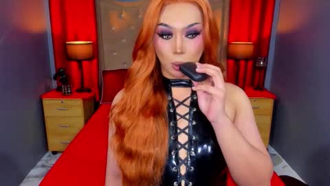 adrianatrish online show from November 9, 9:59 pm