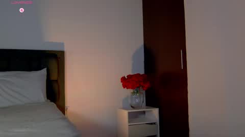 Alana Tobias online show from April 19, 6:10 pm