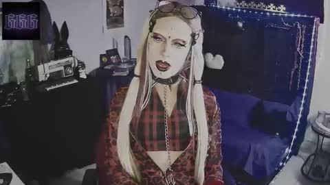 Mistic witch online show from February 25, 6:51 am