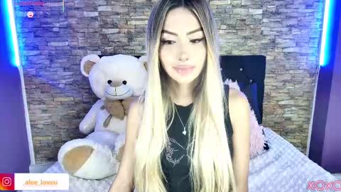 Snapshot of ale_love_ chatting on February 21, 2:39 am ALE LOVE online show from February 21, 2:39 am