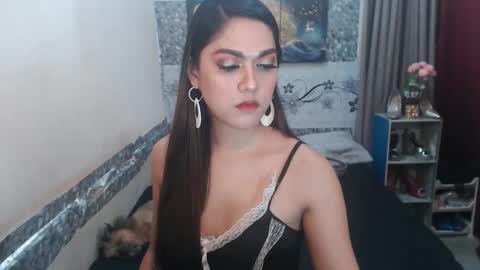 Snapshot of alexandriasexycock chatting on December 5, 3:09 am alexandriasexycock online show from December 5, 3:09 am