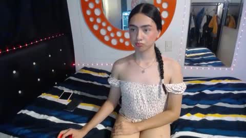 -- ALEXIS -- online show from February 3, 2:53 am