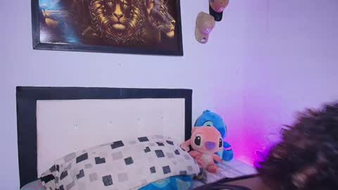    online show from December 19, 10:10 pm