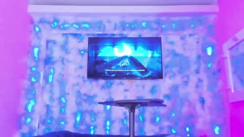 alisson_santiel online show from May 23, 10:39 pm
