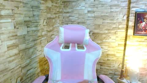 Lavinia  online show from February 10, 6:31 am