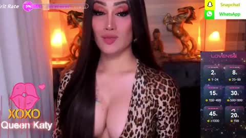 Queen Majesty Katy online show from November 13, 6:26 pm