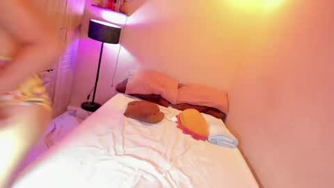 Allison online show from April 13, 9:24 am