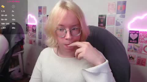 Hi im Amanda online show from July 25, 4:49 pm