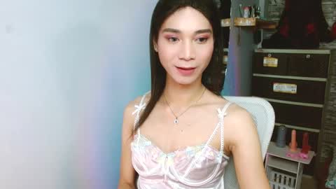 Tina online show from December 16, 5:07 pm