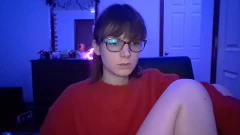 Snapshot of andrea_davenport chatting on January 9, 5:34 am andrea online show from January 9, 5:34 am