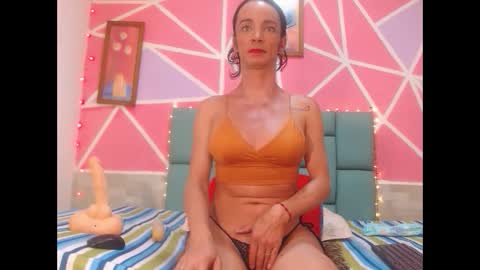 andrea ospina1 online show from February 12, 1:06 pm