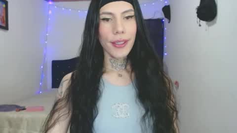 Snapshot of angel_moon69_ chatting on February 8, 6:54 am follow me instagram   amymiranda69 online show from February 8, 6:54 am