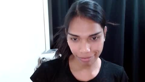 SENORITA online show from March 29, 2:17 pm