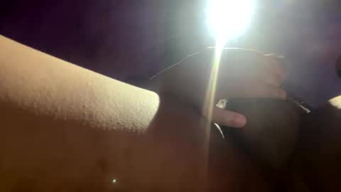 Jhomary online show from November 27, 5:15 pm