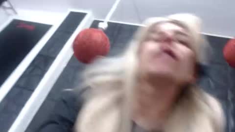 Anne online show from October 23, 7:01 am