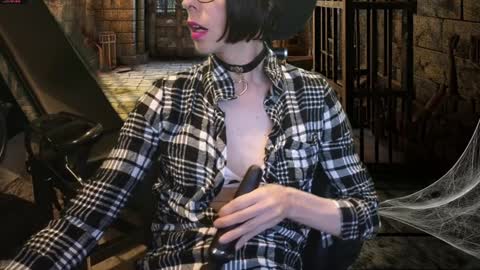 April Strife online show from February 26, 1:21 am