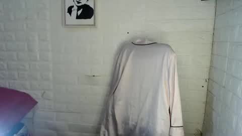 Snapshot of arahislovets chatting on January 31, 4:03 am arah online show from January 31, 4:03 am