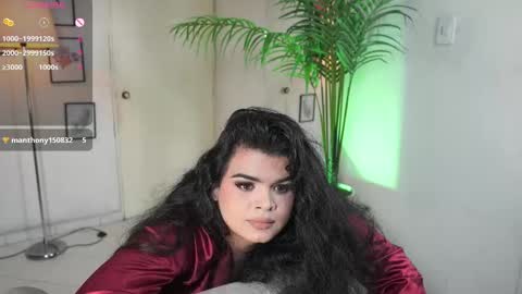 Chloe  online show from October 22, 11:30 pm