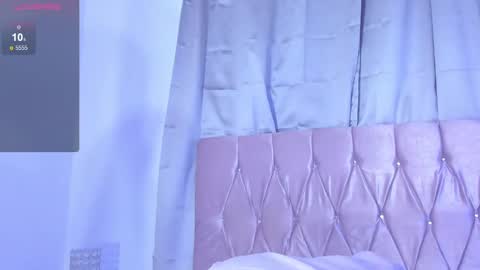 Snapshot of ashley_piinkk chatting on December 30, 7:15 am Ashley online show from December 30, 7:15 am