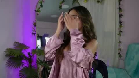 ashley_winhouse online show from April 23, 6:54 pm