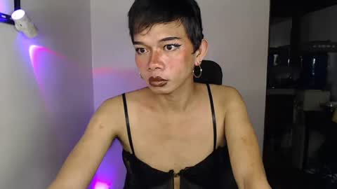 Audrey online show from June 14, 5:14 pm