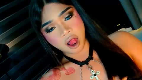 Ava online show from July 4, 5:51 pm