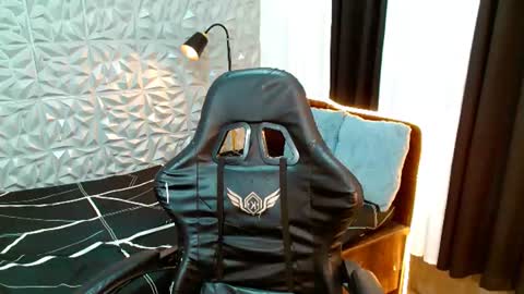 Ava online show from July 17, 8:09 am