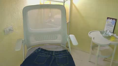 Rhian online show from February 27, 3:45 am