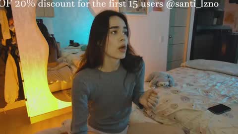 santi online show from March 11, 1:05 am