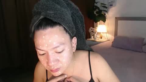   AMANDA  online show from November 14, 6:27 pm