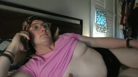 Snapshot of bawblejam chatting on February 26, 8:22 pm BjBambi online show from February 26, 8:22 pm