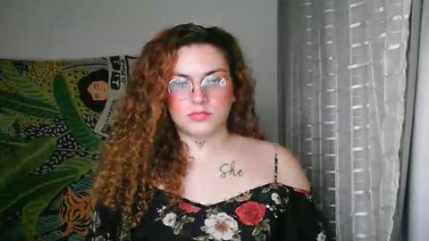 bettytaylor23 online show from November 20, 12:55 am