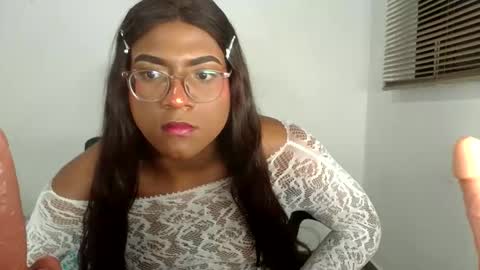 cristina online show from October 2, 10:38 am