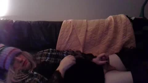 Madelyn online show from December 14, 4:18 am