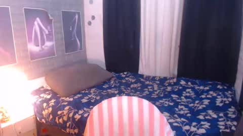 EVA online show from April 5, 3:37 am