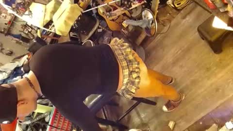 bouncybooty181369 online show from April 27, 10:13 am