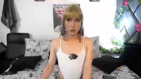 Briyith Gonza online show from September 23, 9:21 pm