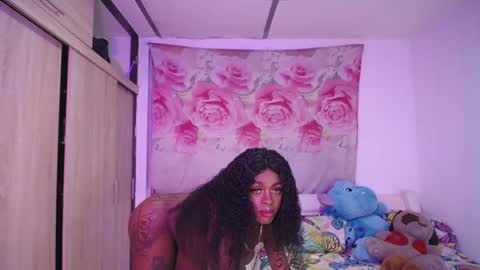 butterfly_rouse online show from December 4, 11:42 pm