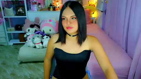 Mia online show from June 21, 4:15 am