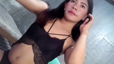 camgirlyuki online show from February 25, 3:33 am